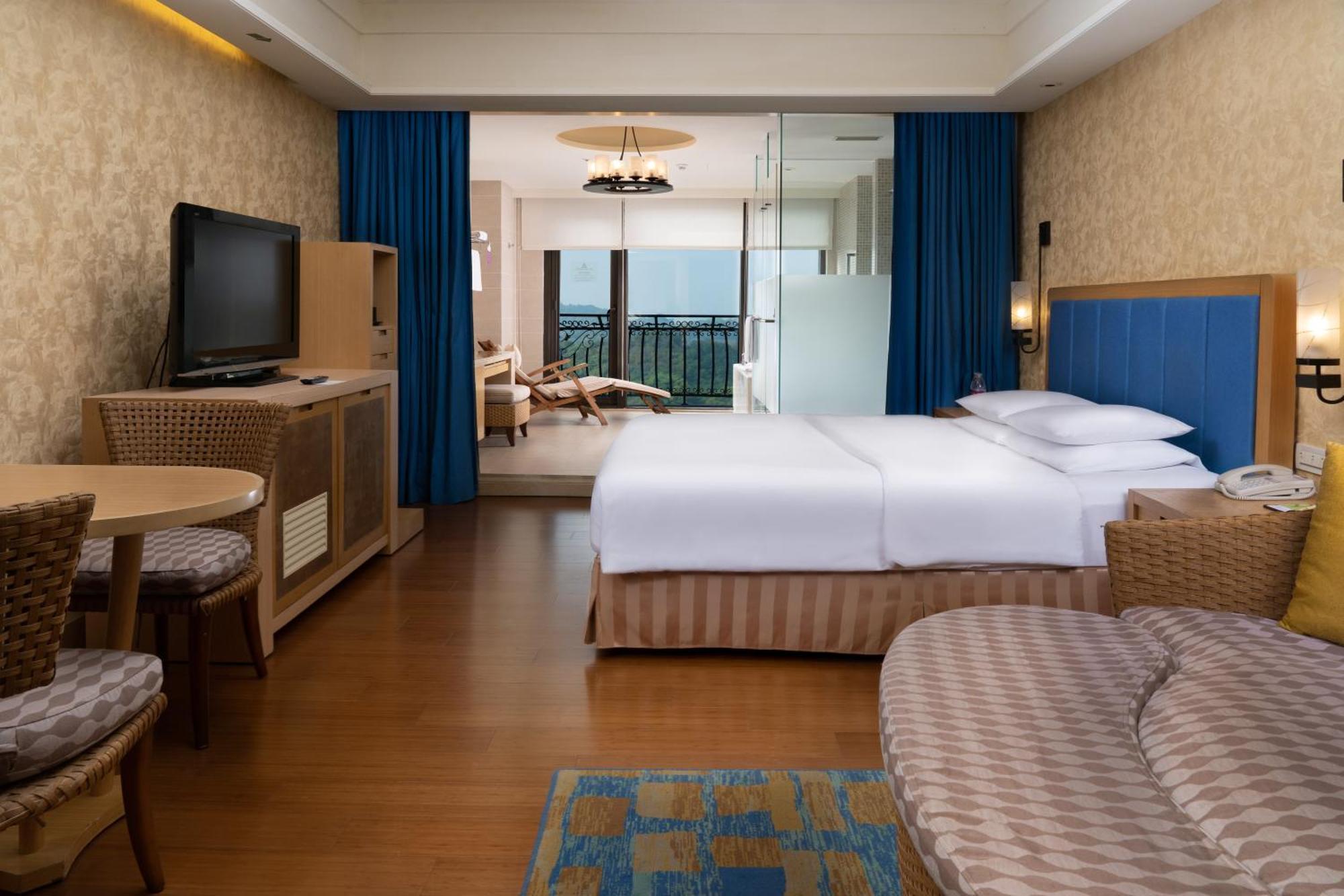 E-Da Royal Hotel Dashu Bagian luar foto